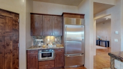 17 MP-24-W-Camino-Esperanza-Santa-Fe-NM-87507-Kitchen-1-1920x1080