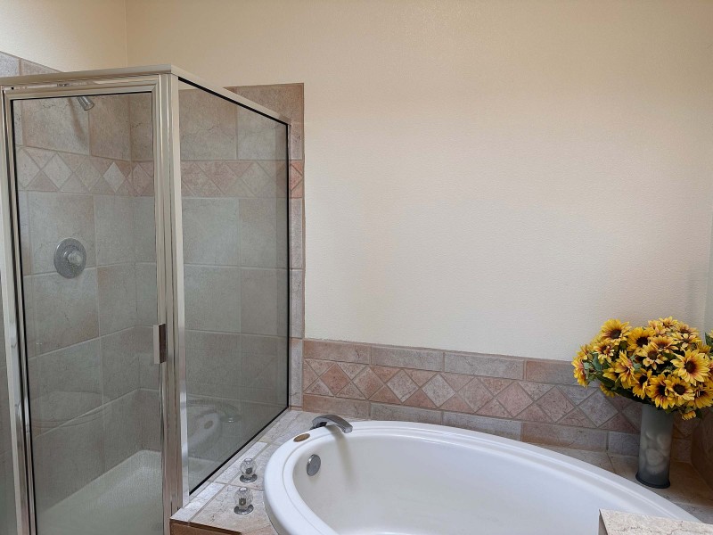Primary-bath_0991