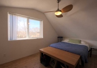 06_attic_apartment_bedroom_01